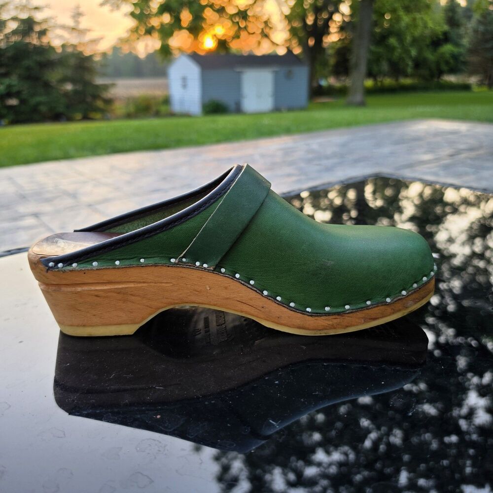 Swedish Bastad Toffeln Originals Green Leather and Wood Clogs Size 40 US 9 - Picture 5 of 10